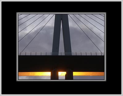 Millaubruecke_goldpfeilerwaagrecht